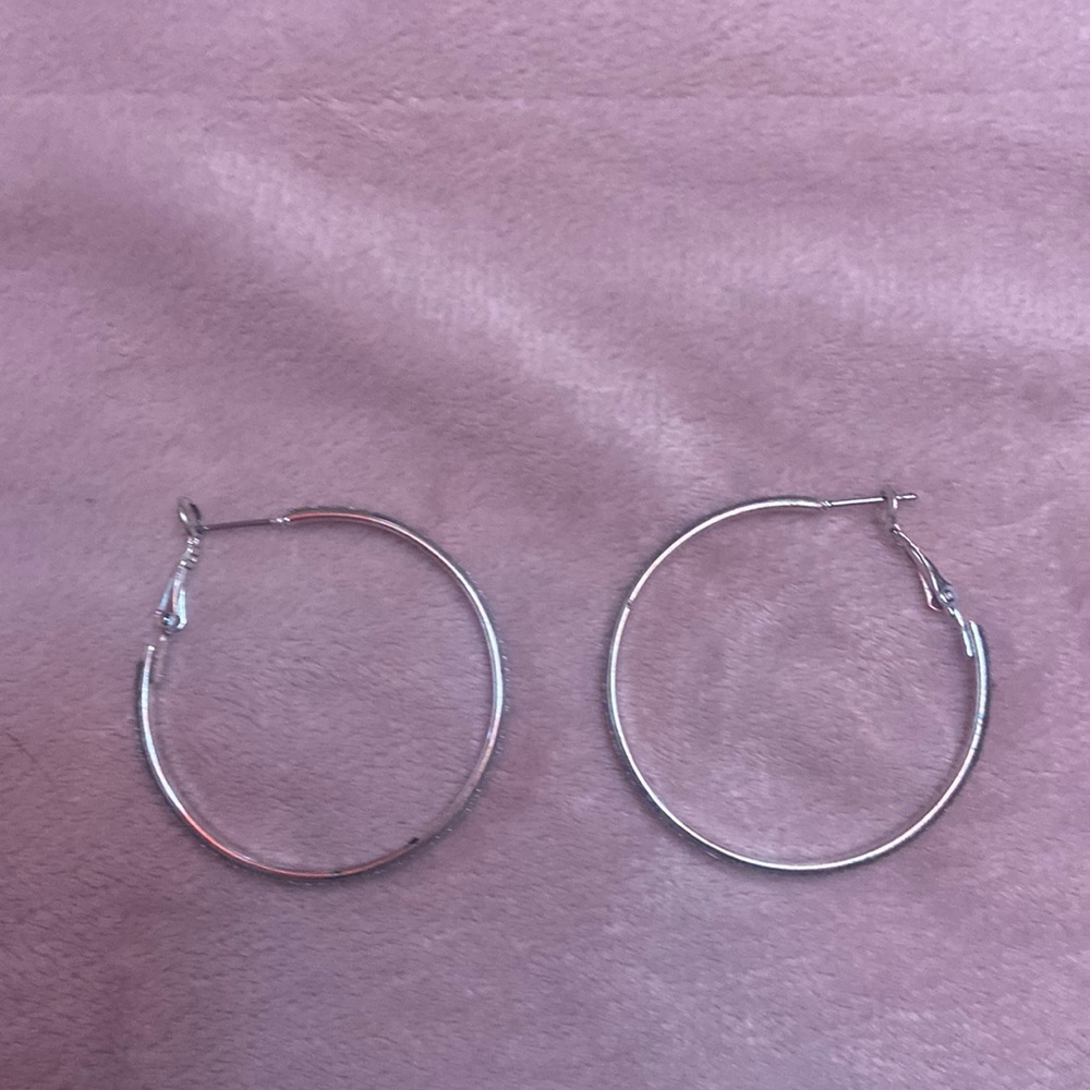 Claire’s sparkly hoop earrings ✨✨
